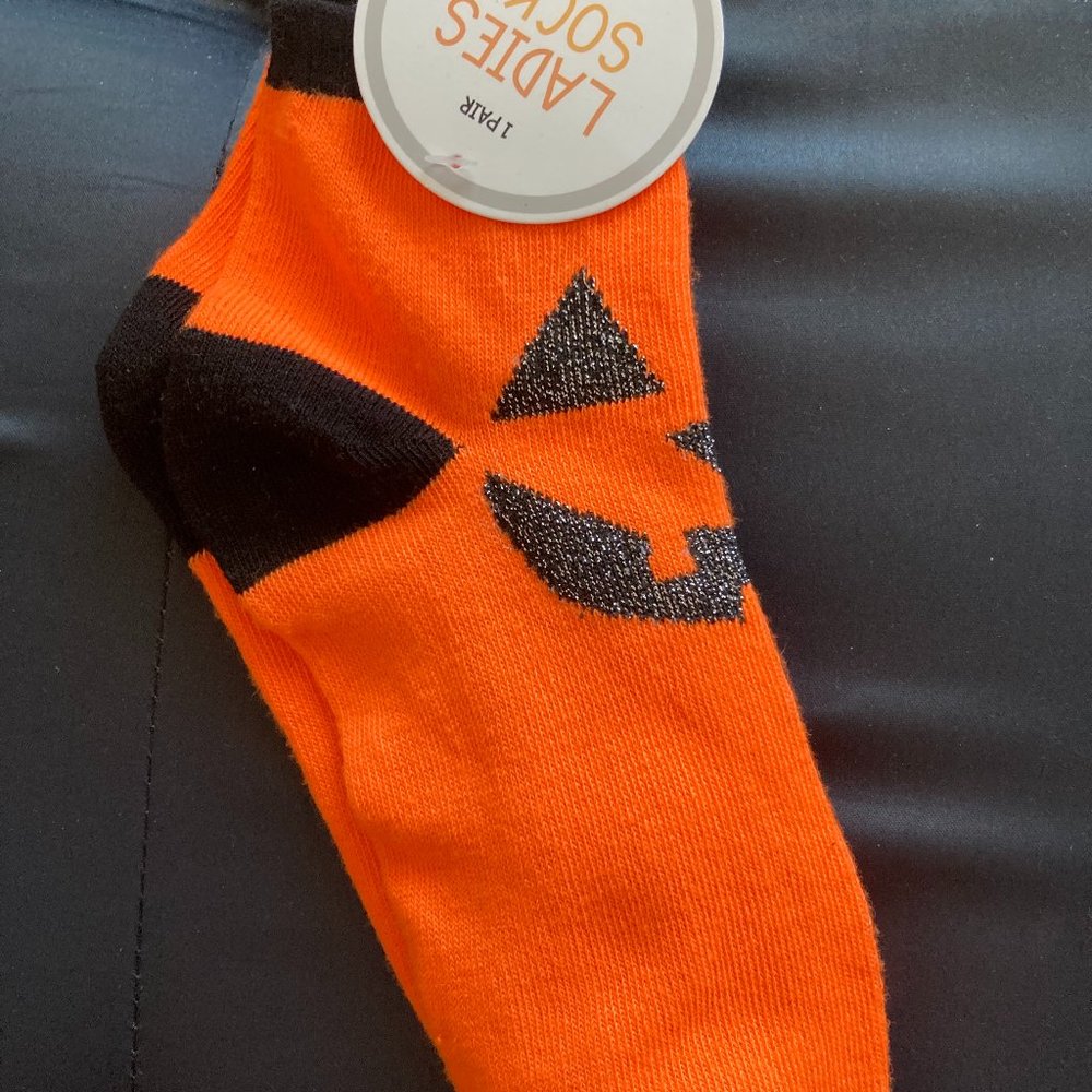 Pumpkin Socks